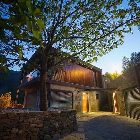 Rio Moment's Country house